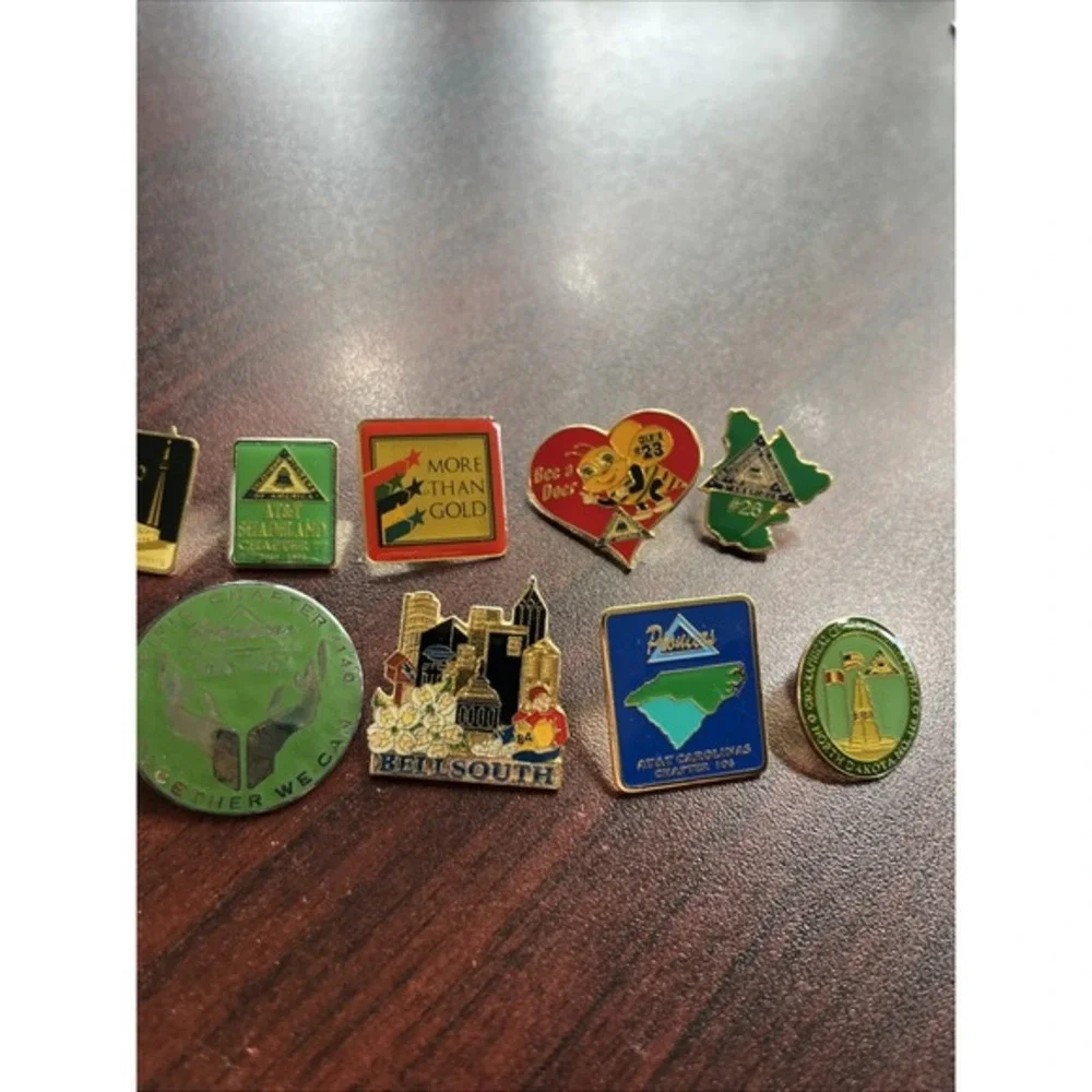 Lot Of 10‎ AT&T Pioneers BellSouth Telephone Company Lapel Hat Pins Z3